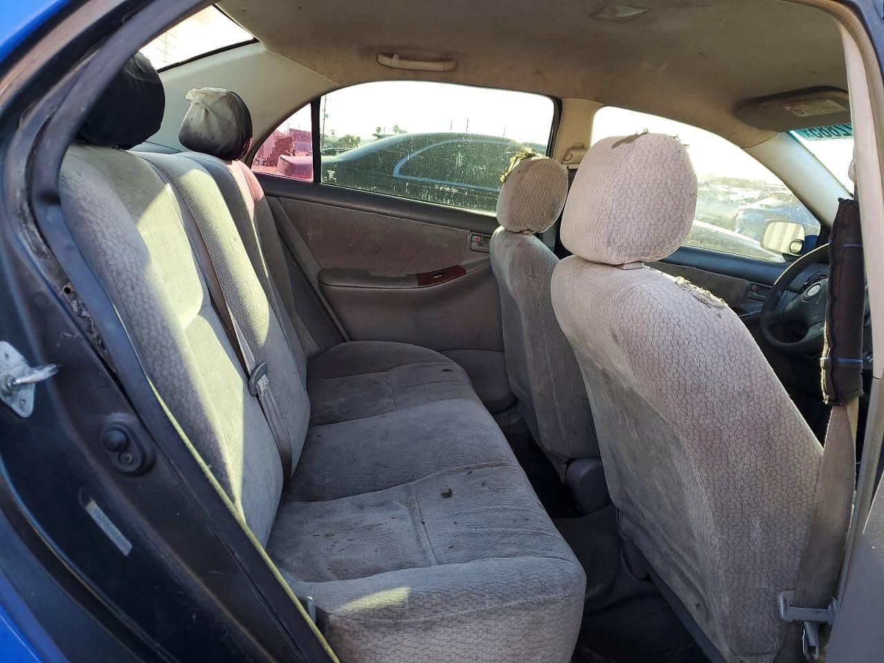 2004 Toyota Corolla ce