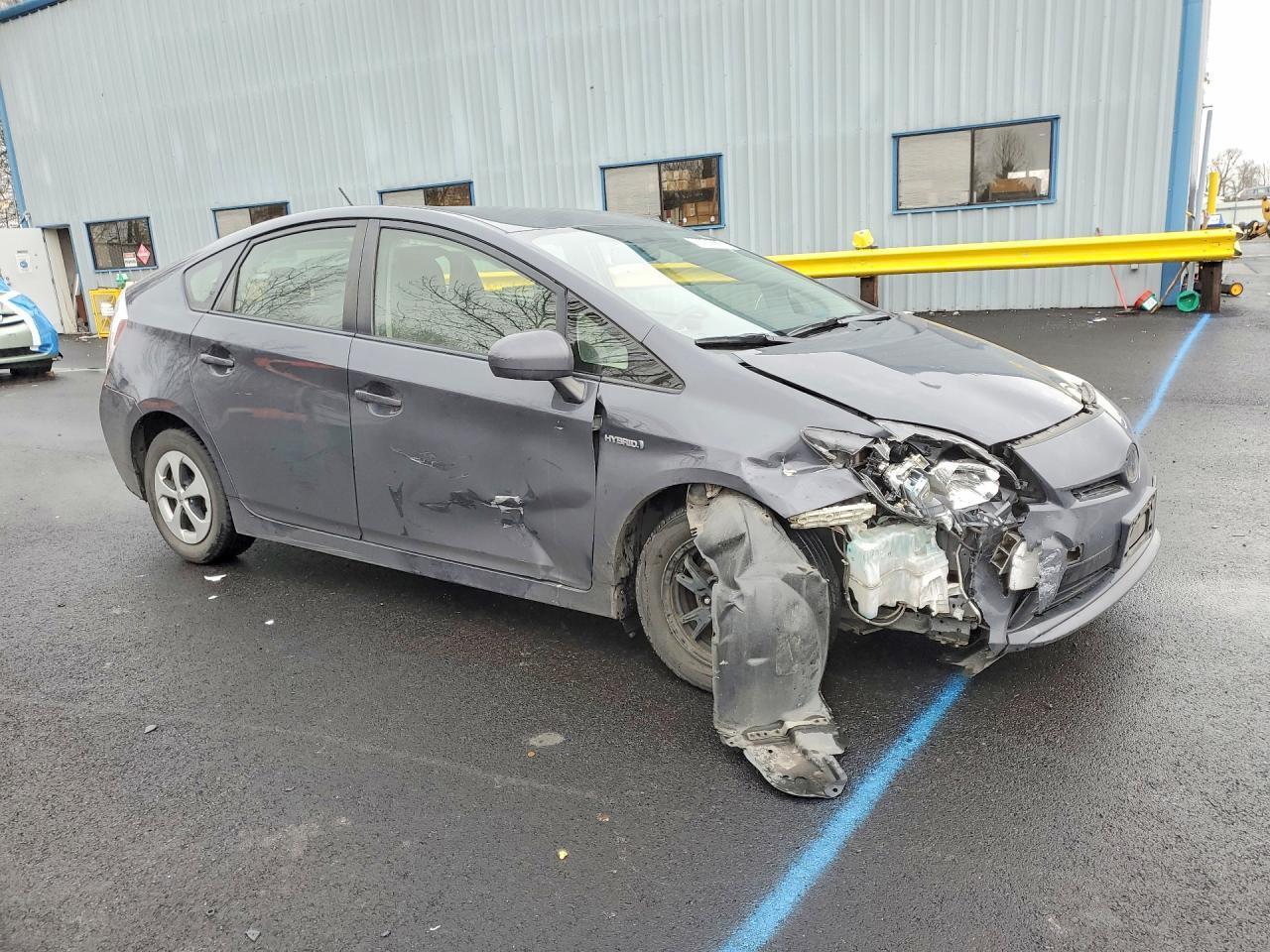2014 Toyota Prius two