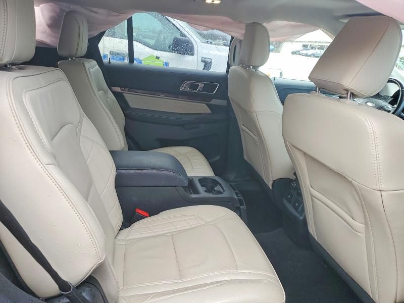 2019 Ford Explorer Platinum