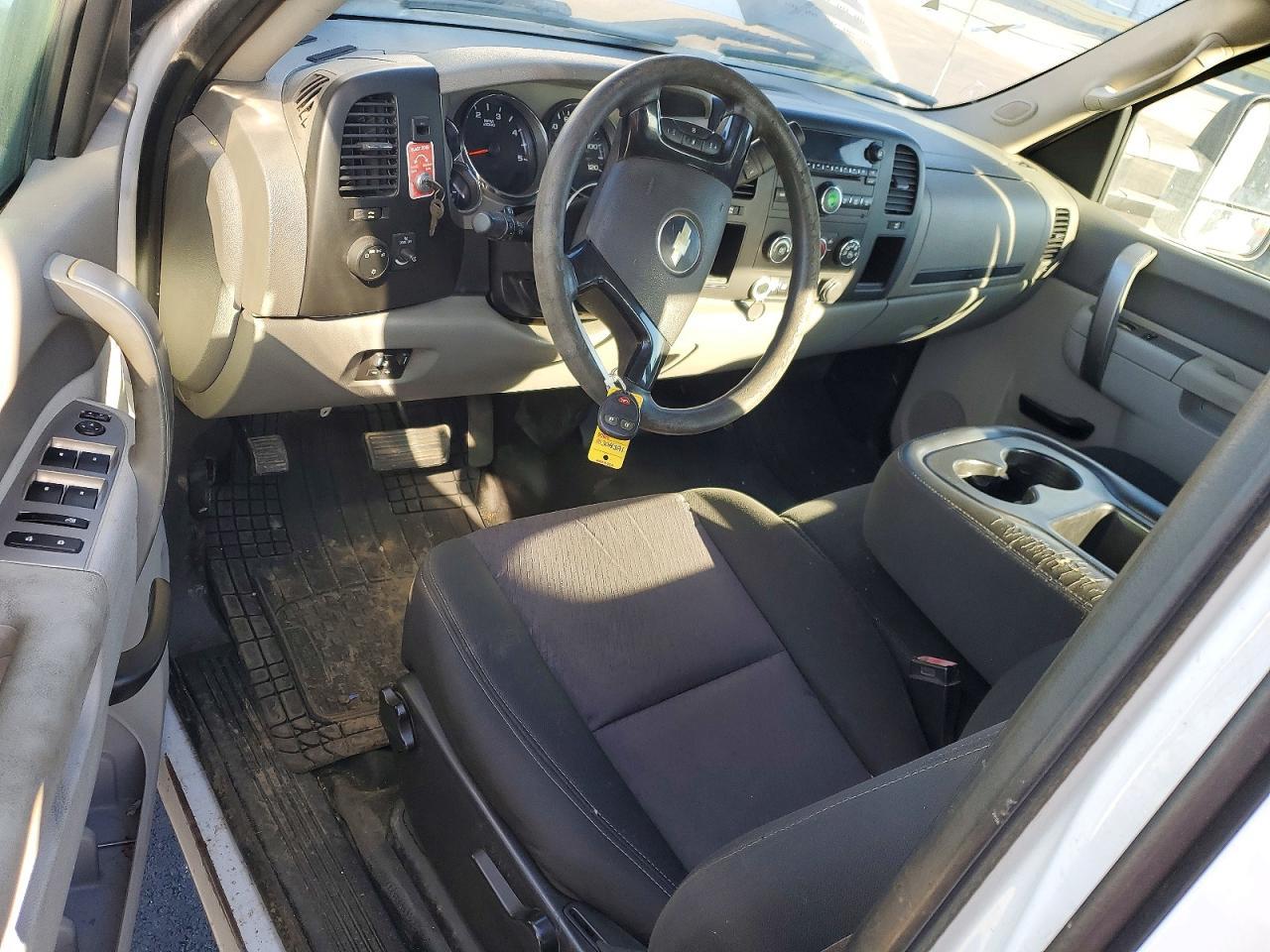 2013 Chevrolet Silverado C2500 Heavy Duty