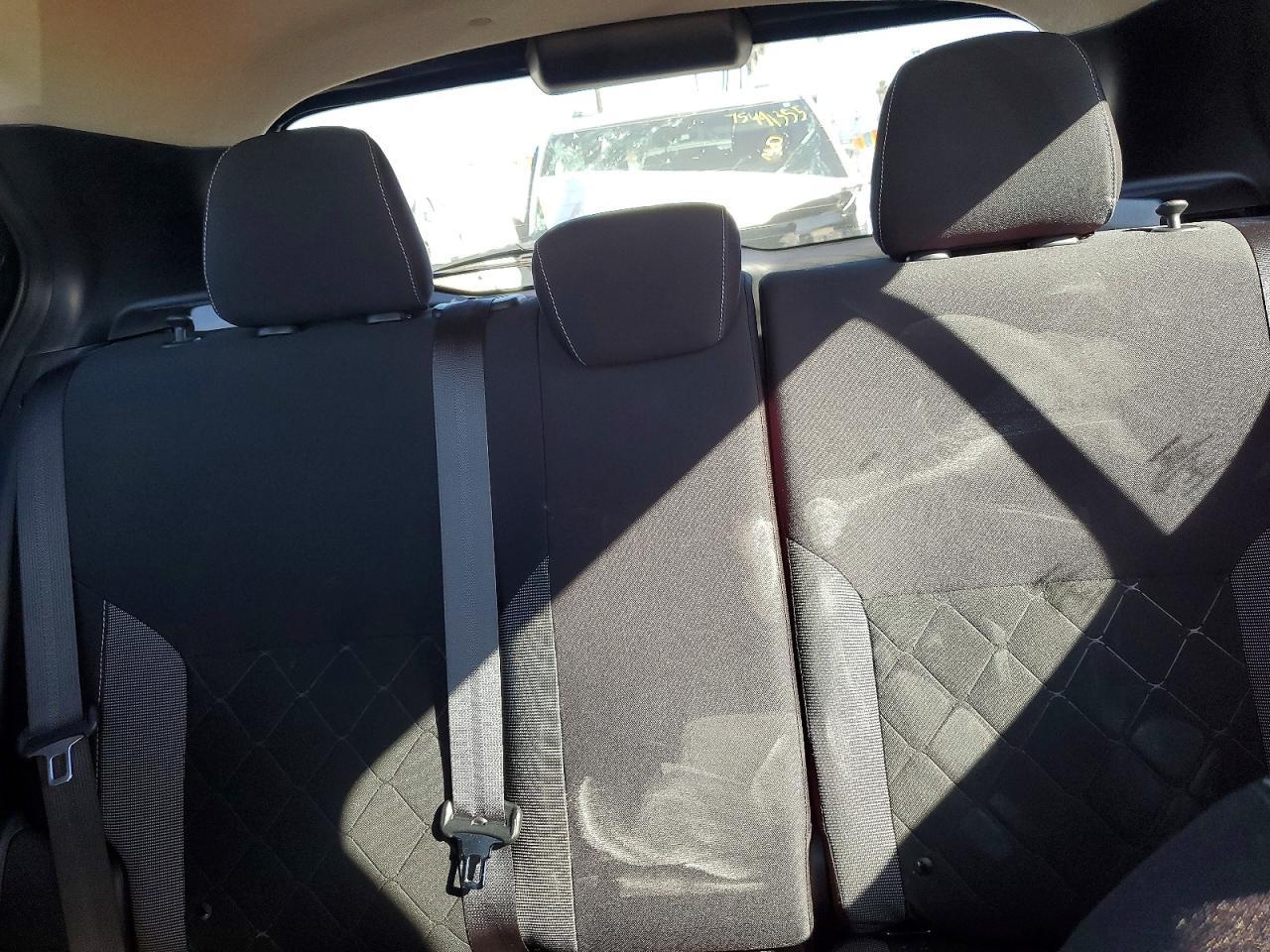 2018 Nissan Kicks s