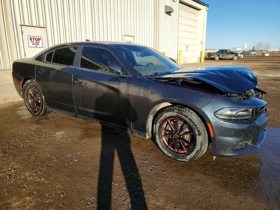 2018 Dodge Charger sxt Plus