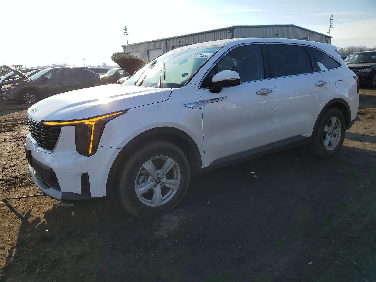 2025 KIA Sorento lx