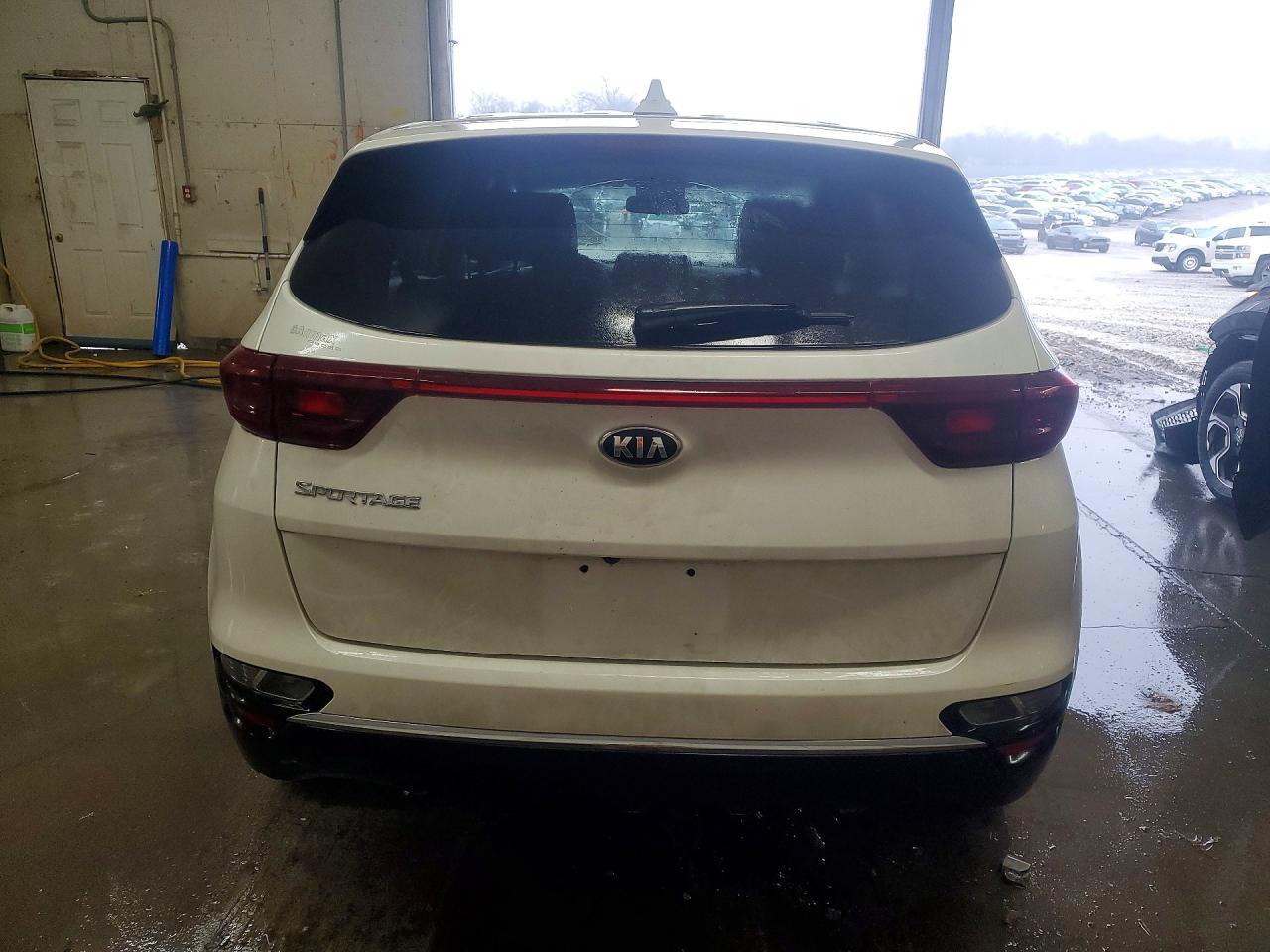 2022 KIA Sportage lx