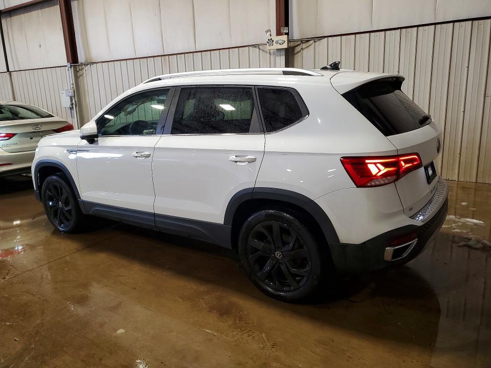 2022 Volkswagen Taos se
