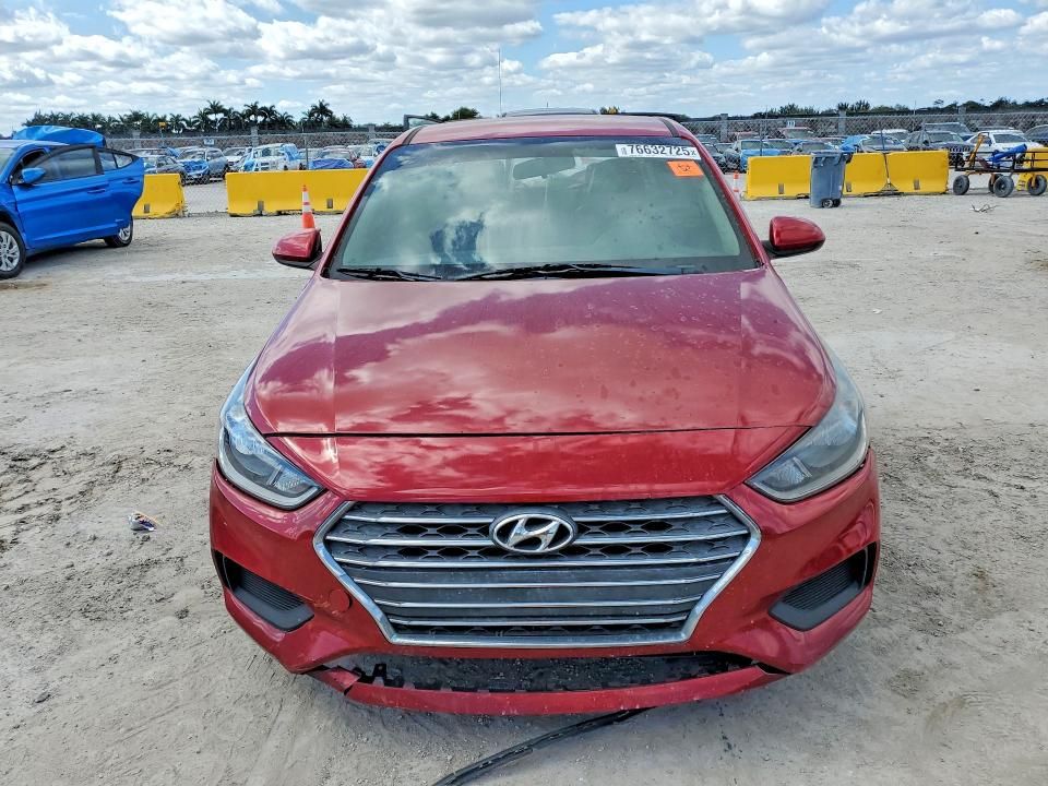 2019 Hyundai Accent se
