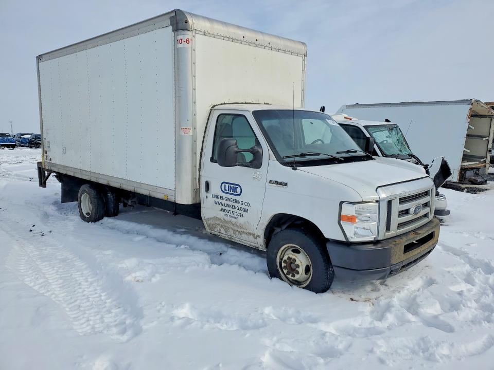 2019 Ford Econoline E350 Super Duty Cutaway Van