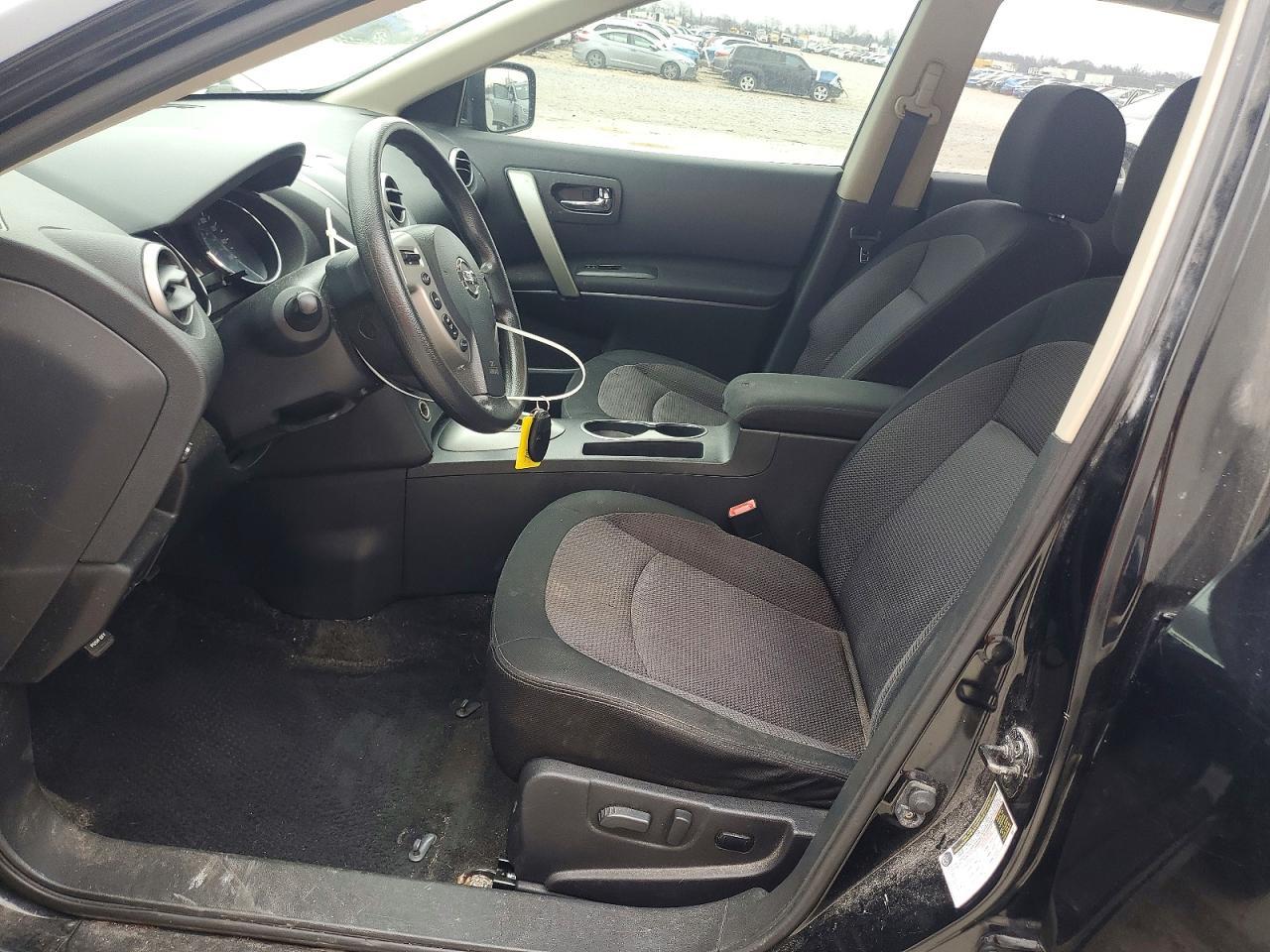2011 Nissan Rogue s