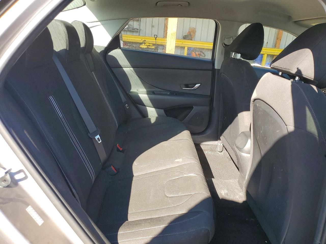 2023 Hyun Elantra Hybrid Blue