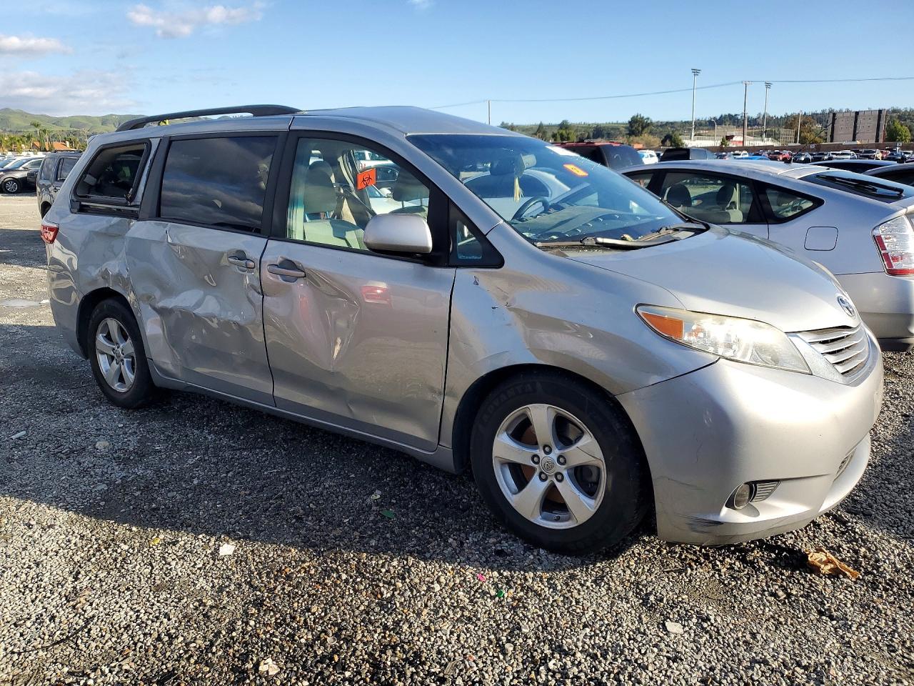 2015 Toyota Sienna