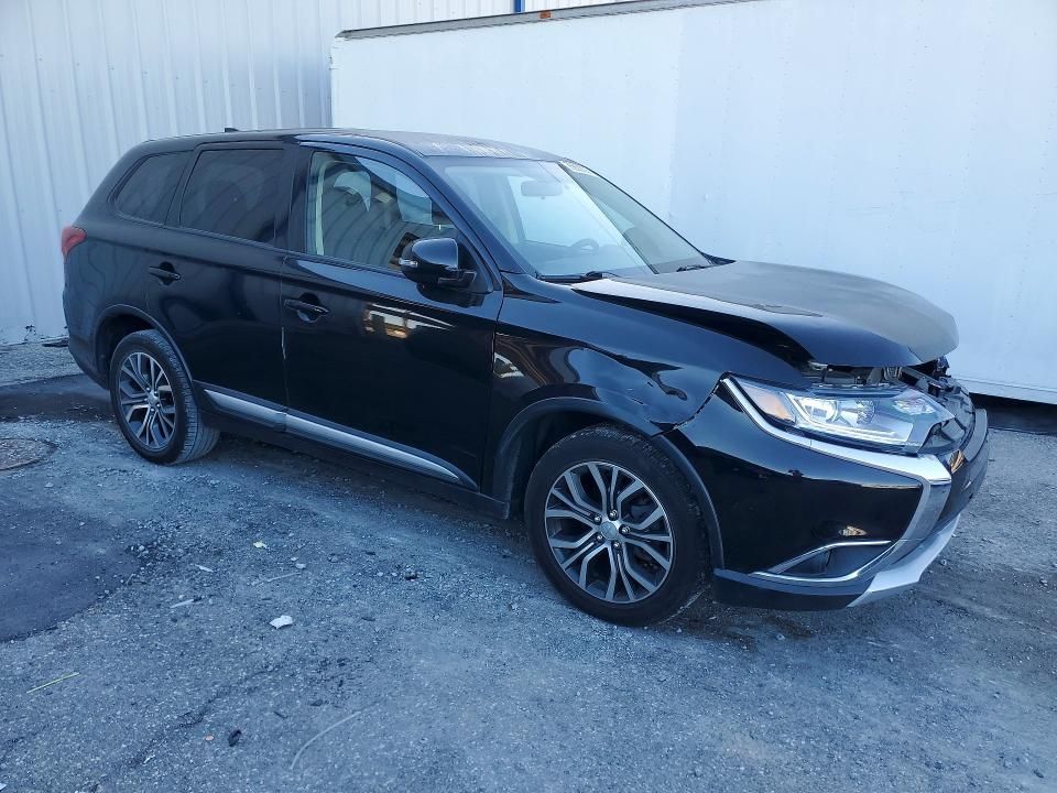 2018 Mitsubishi Outlander se