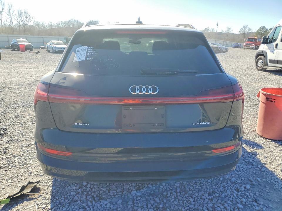 2021 Audi E-tron Premium