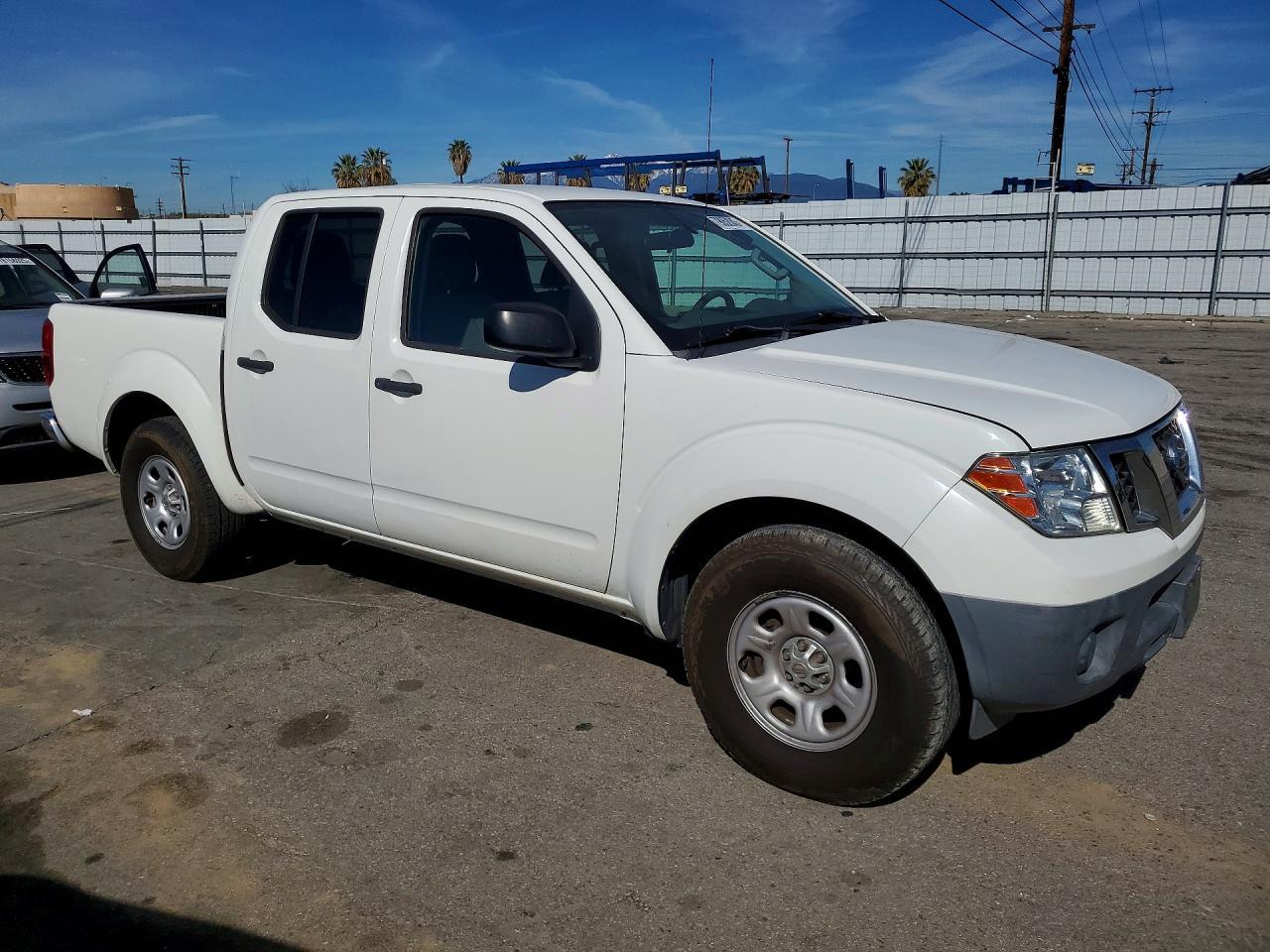 2014 Nissan Frontier S