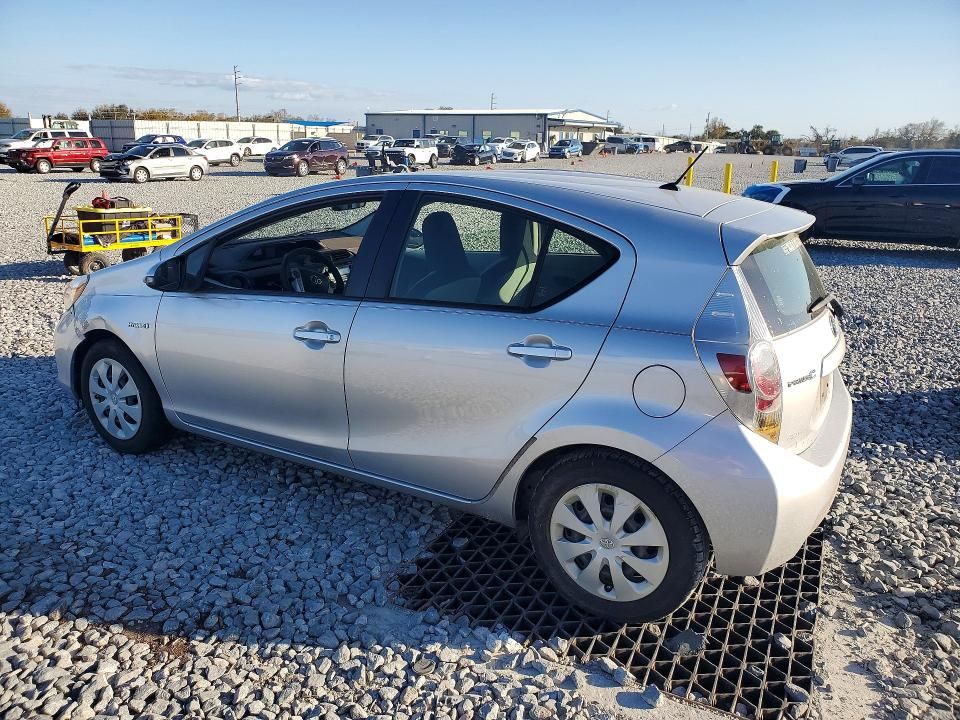 2014 Toyota Prius c