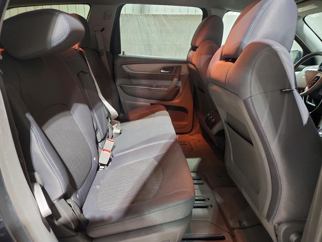 2013 Chevrolet Traverse ls