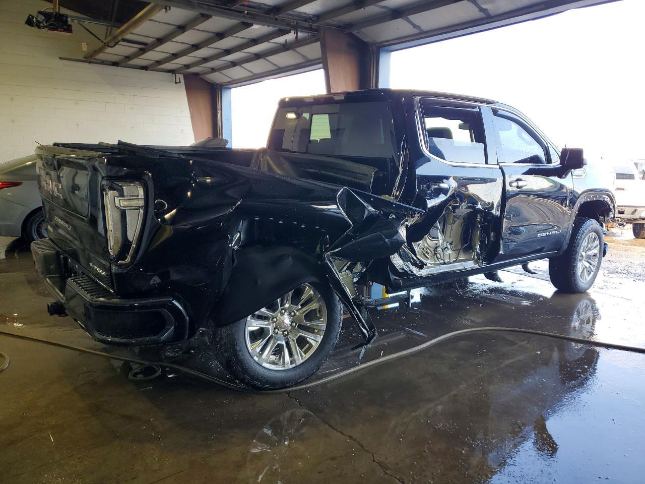 2025 GMC Sierra K1500 Denali