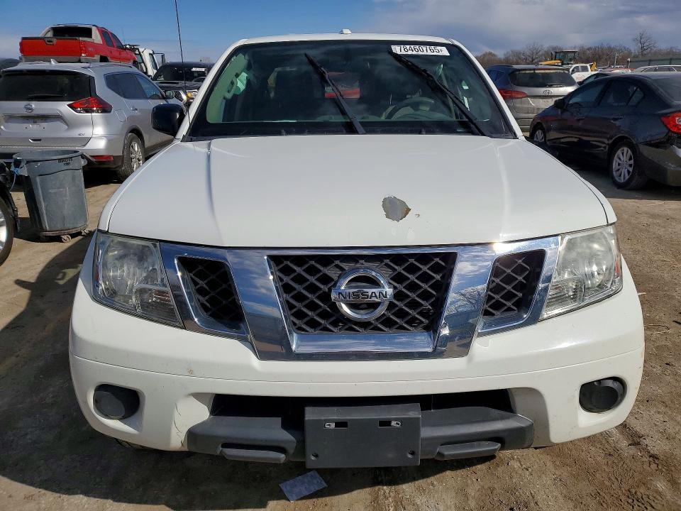 2016 Nissan Frontier SV