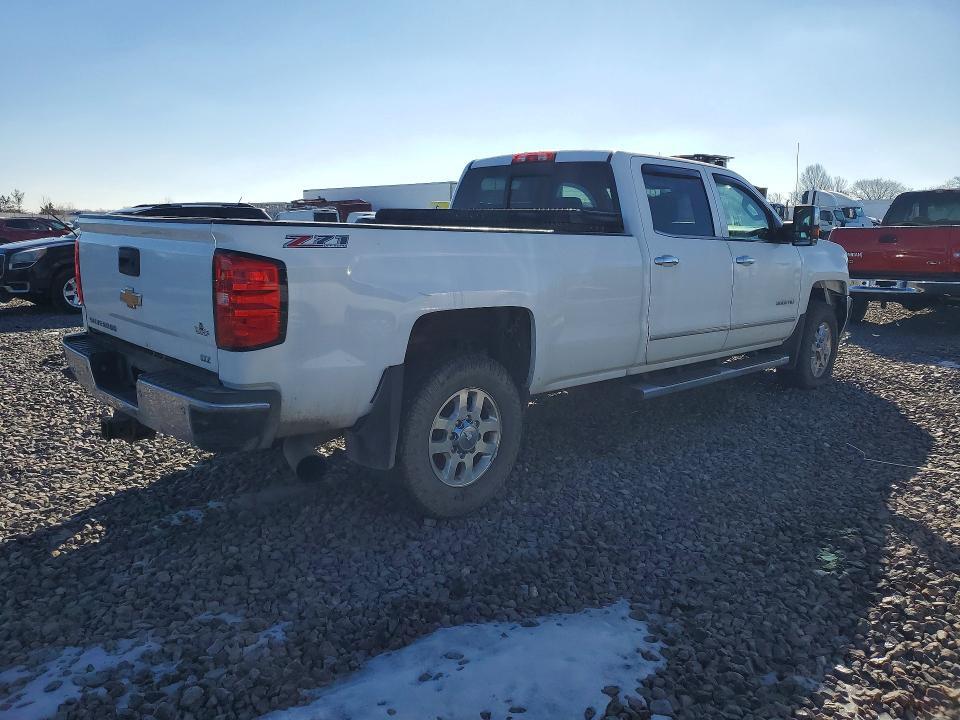 2015 Chevrolet Silverado K3500 ltz