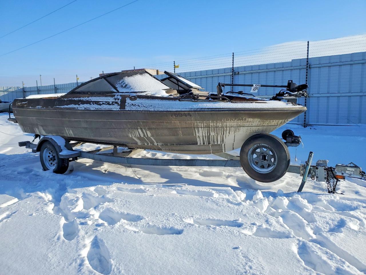 1999 Bayliner Boat-Boat