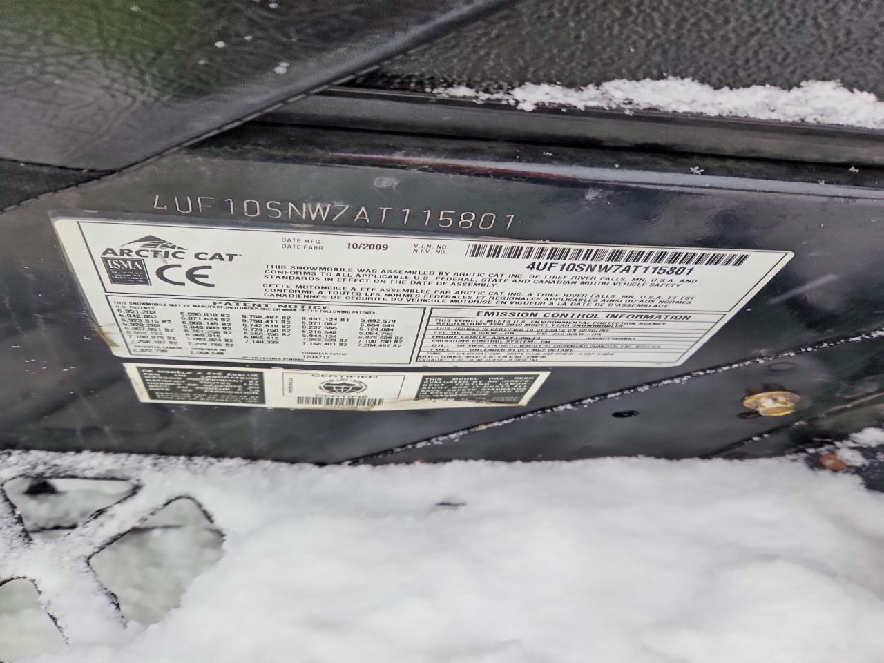 2010 Arctic Cat Z1 Snowmobile
