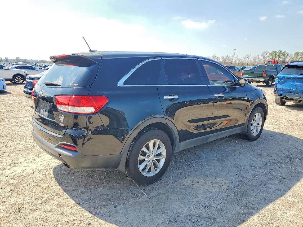 2016 KIA Sorento lx