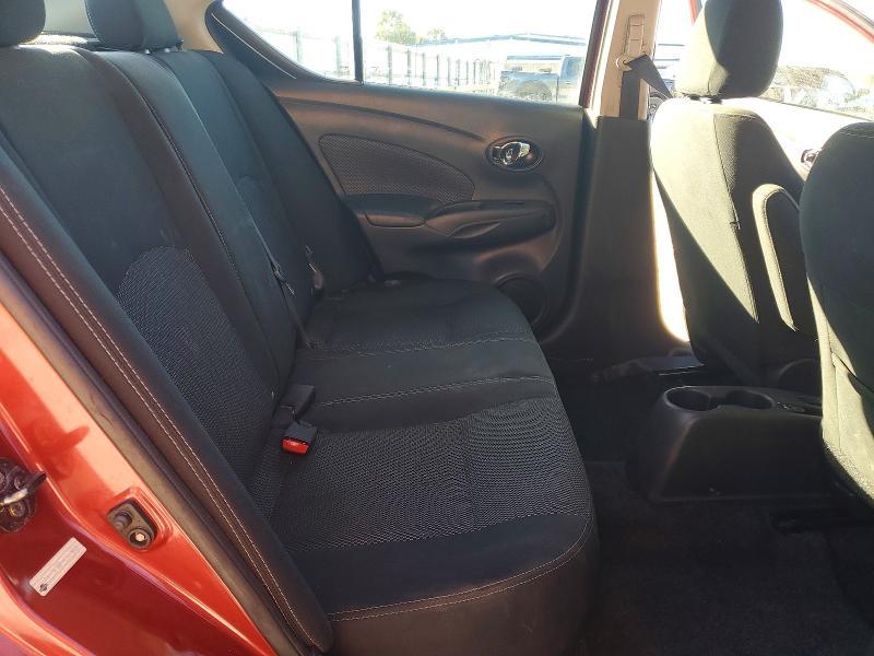 2019 Nissan Versa sv