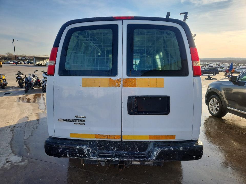 2013 Chevrolet Express G2500