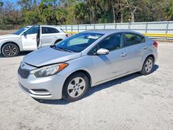 KIA Vehiculos salvage en venta: 2016 KIA Forte lx