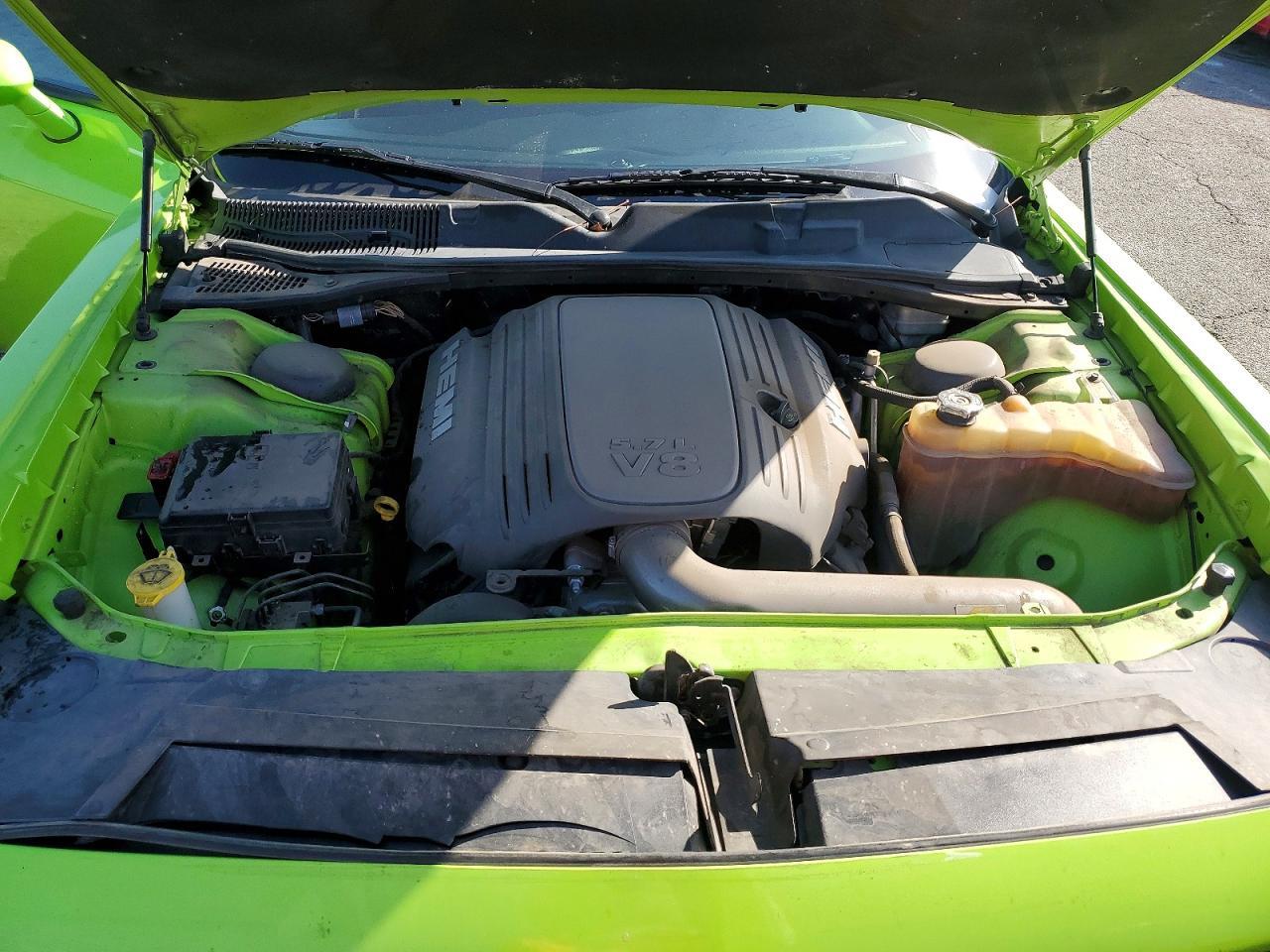 2015 Dodge Challenger sxt Plus