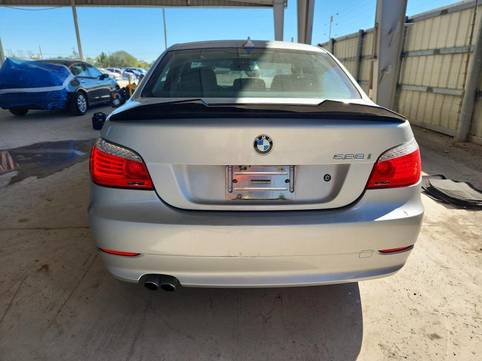 2010 BMW 528 xi