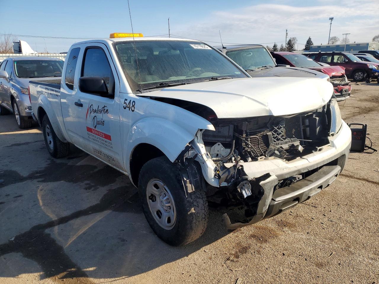 2015 Nissan Frontier s