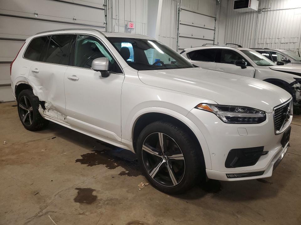 2019 Volvo Xc90 T5 R-design