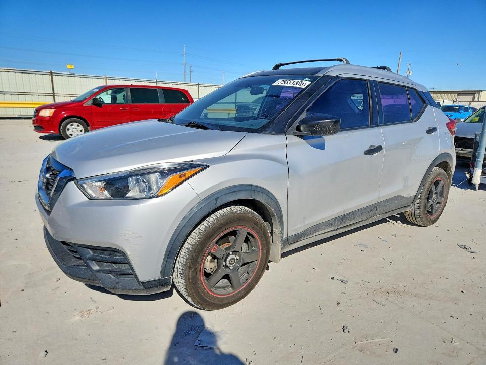 2018 Nissan Kicks s