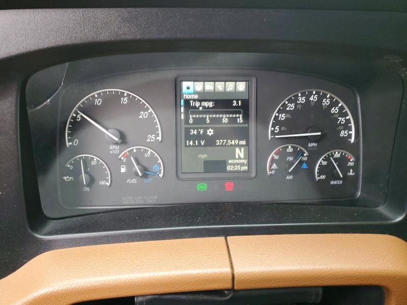 2019 Freigliner 2019 Freightliner Cascadia 126 Semi Truck