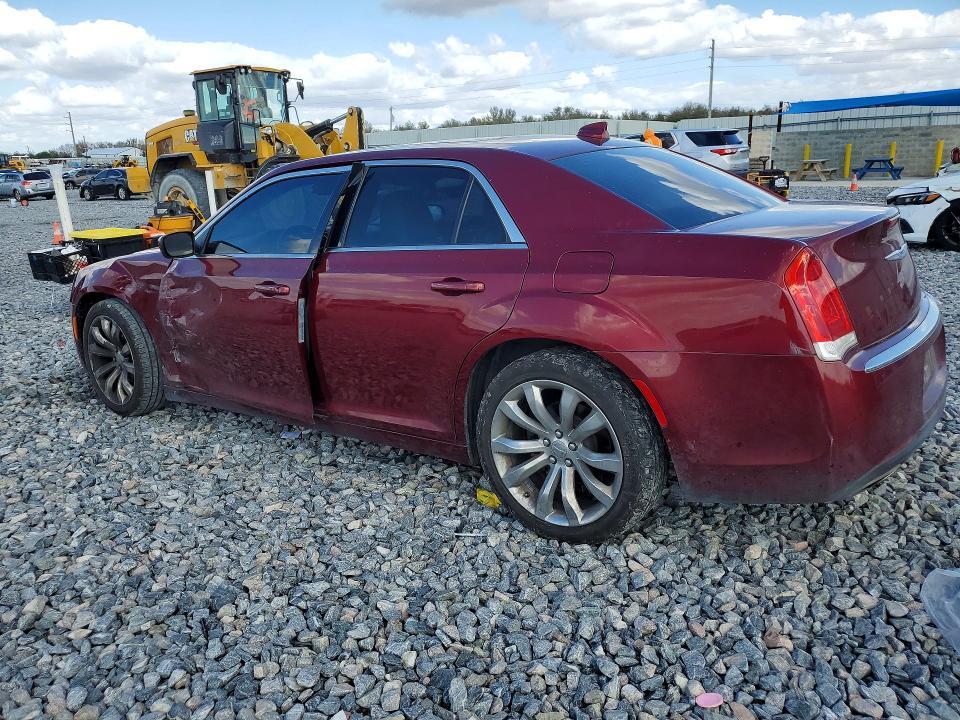 2018 Chrysler 300 Touring