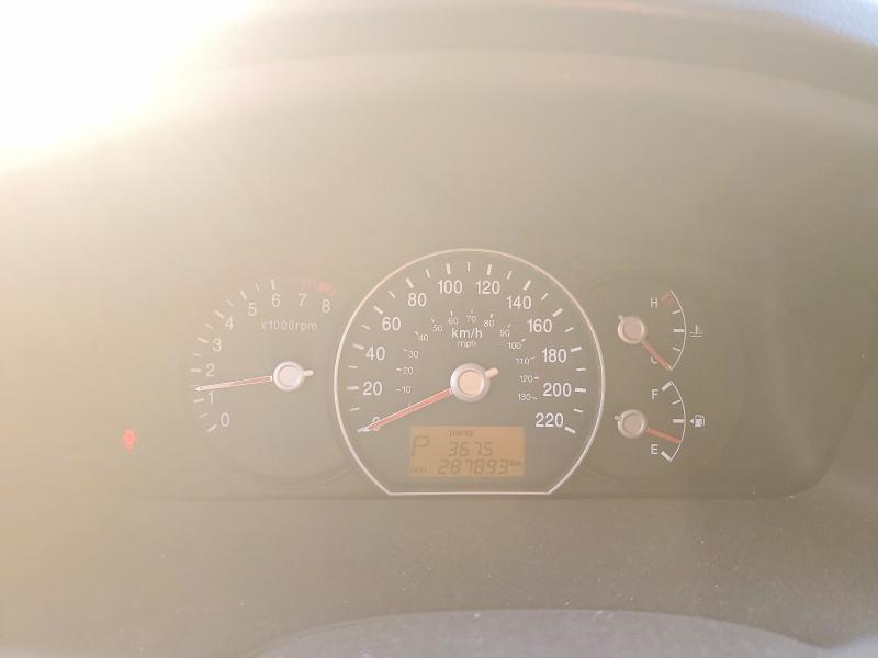 2010 KIA Rondo ex