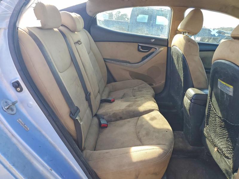 2012 Hyundai Elantra