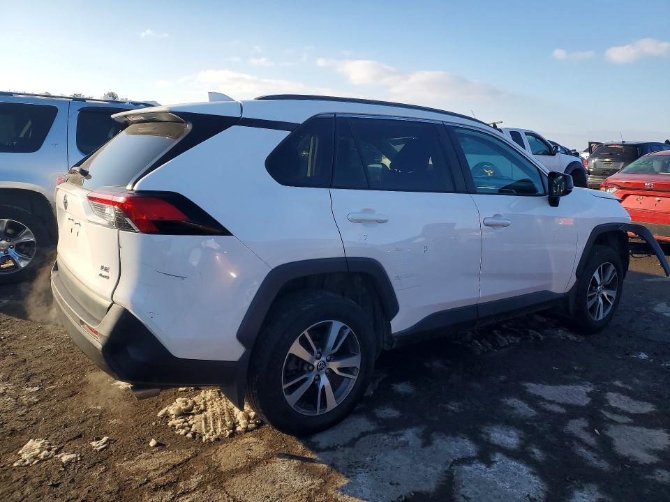 2020 Toyota Rav4 le