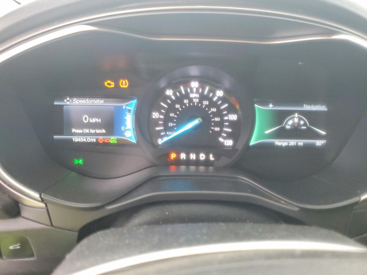 2020 Ford Fusion se