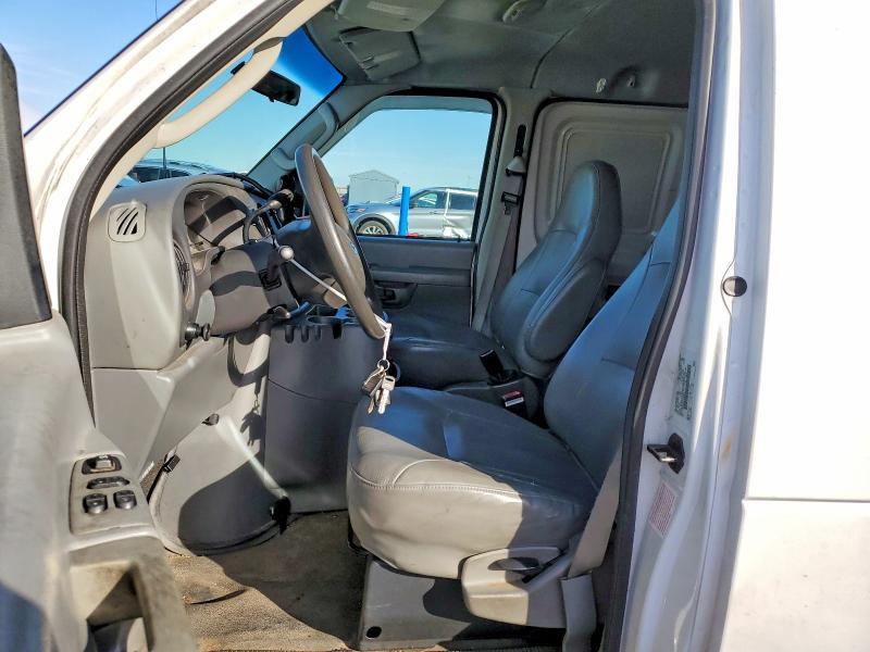 2003 Ford Econoline