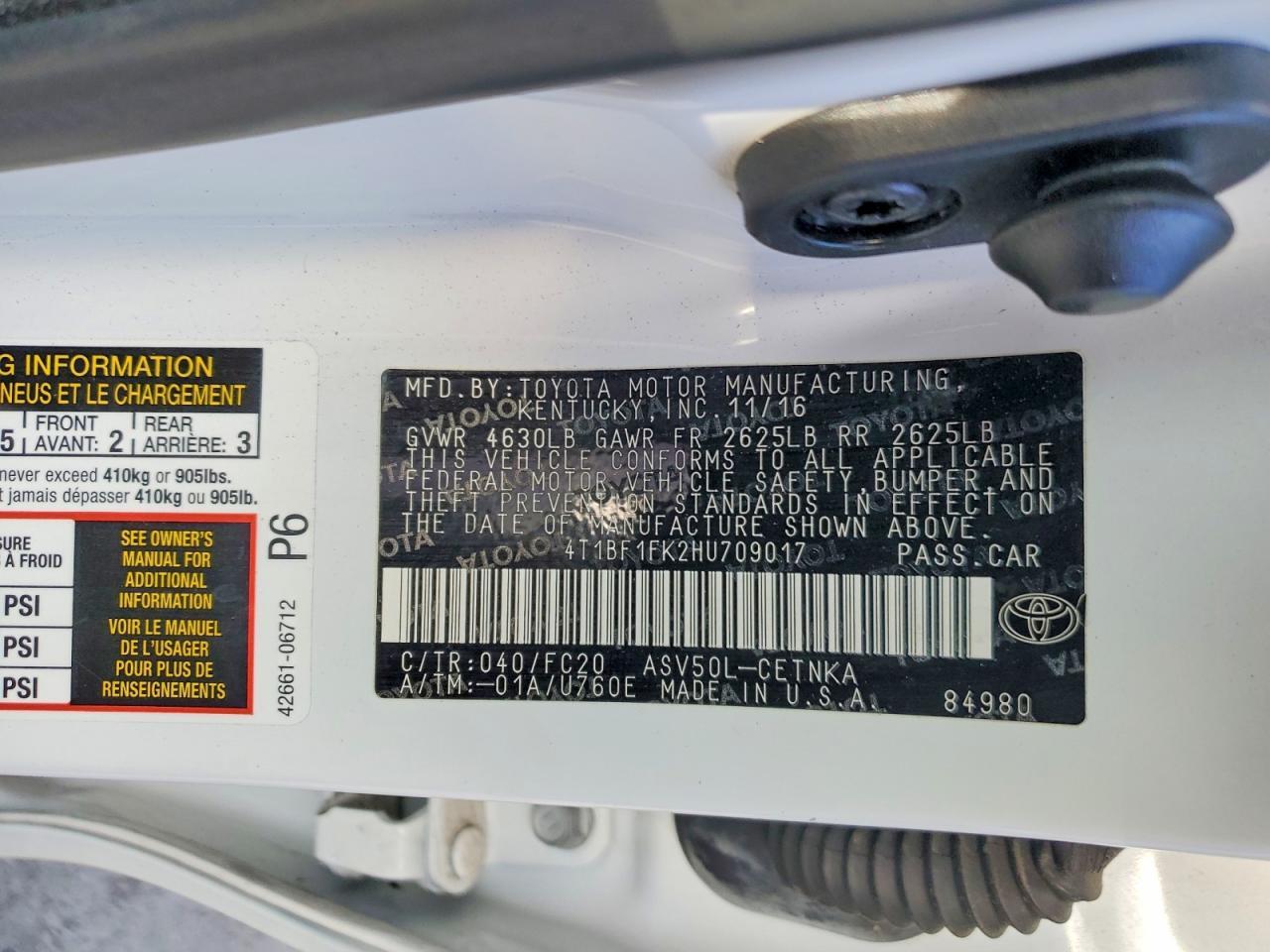 2017 Toyota Camry le