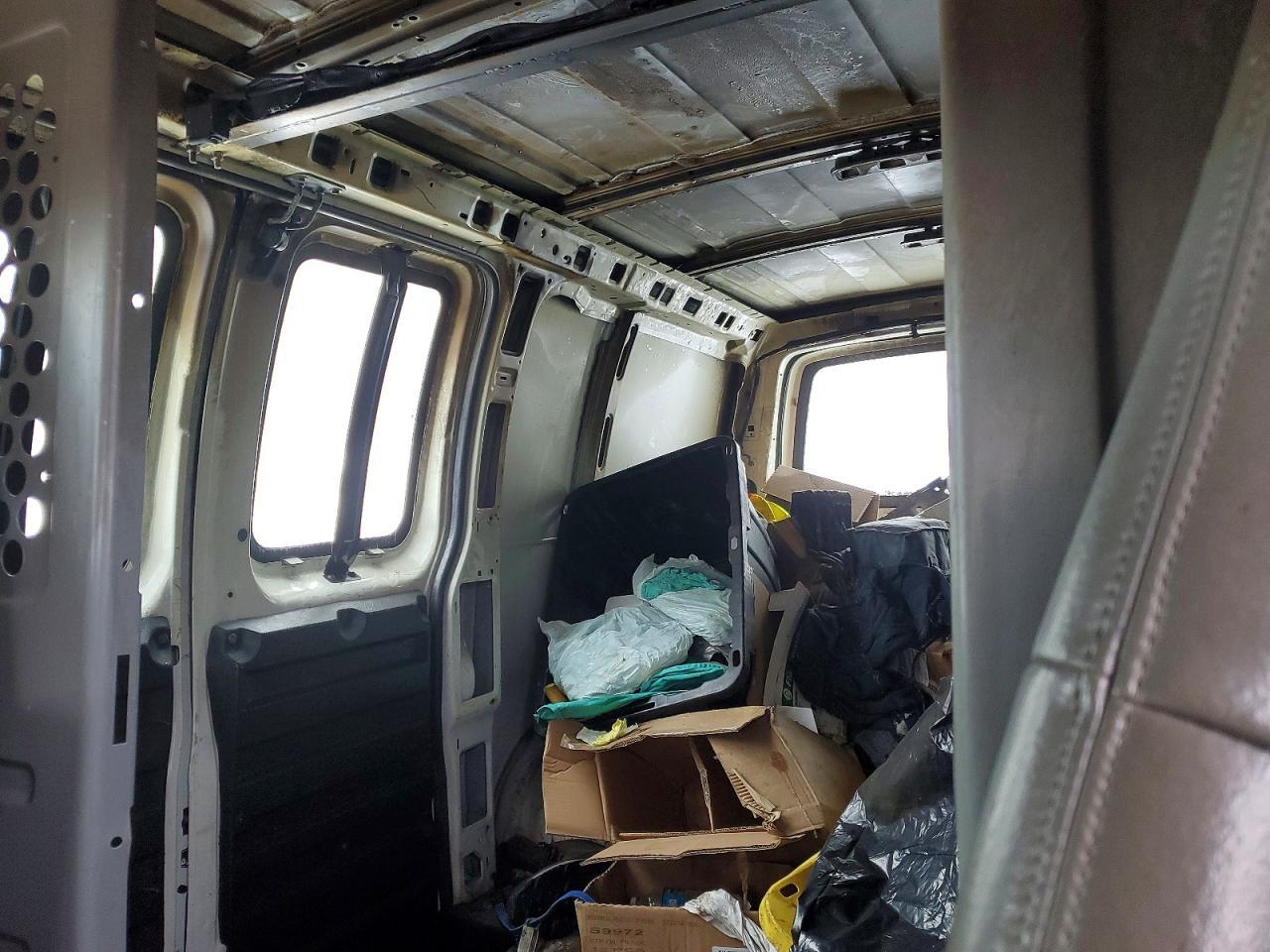 2019 Chev Express G2500