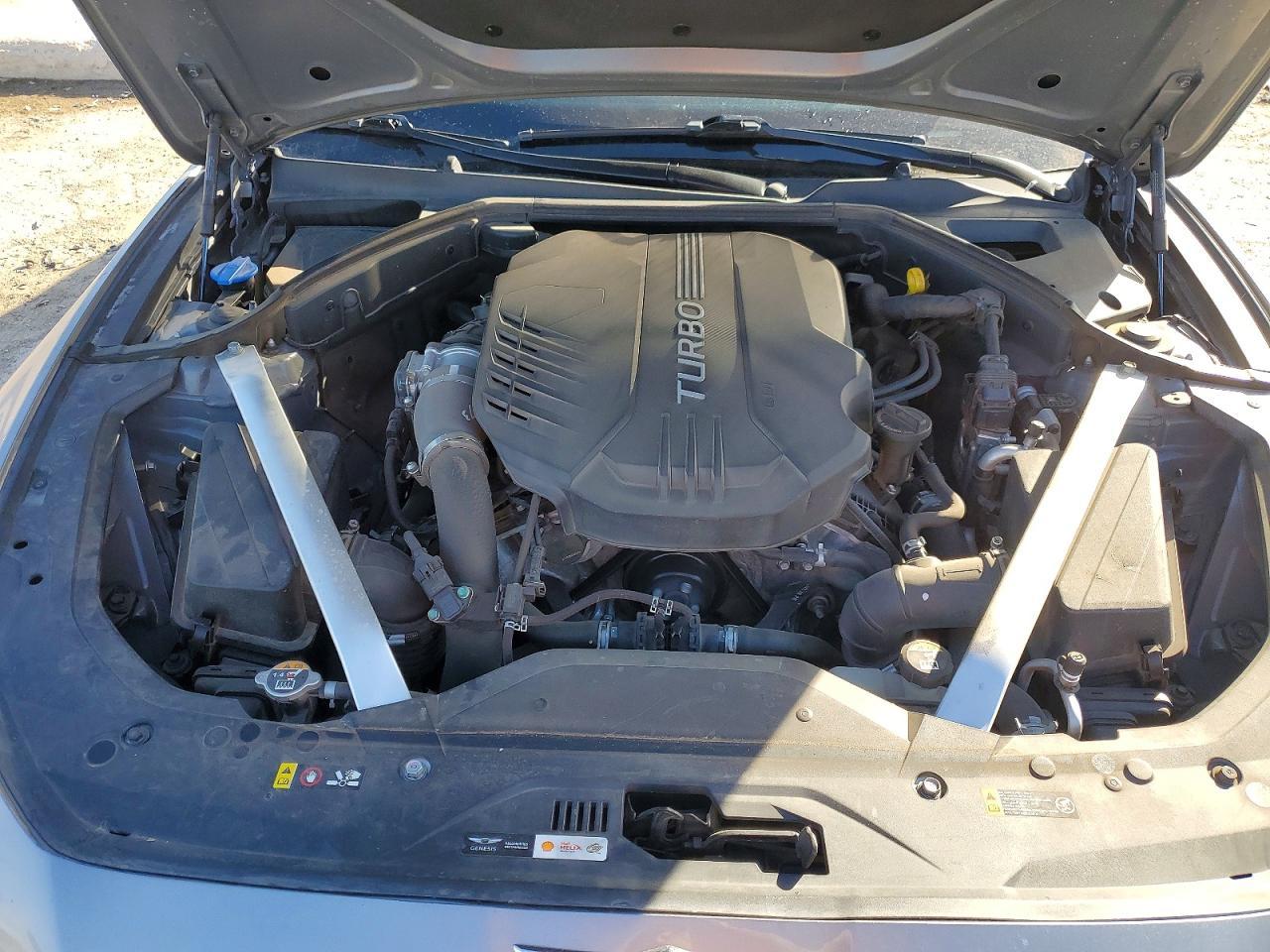 2022 Genesis G70 Base