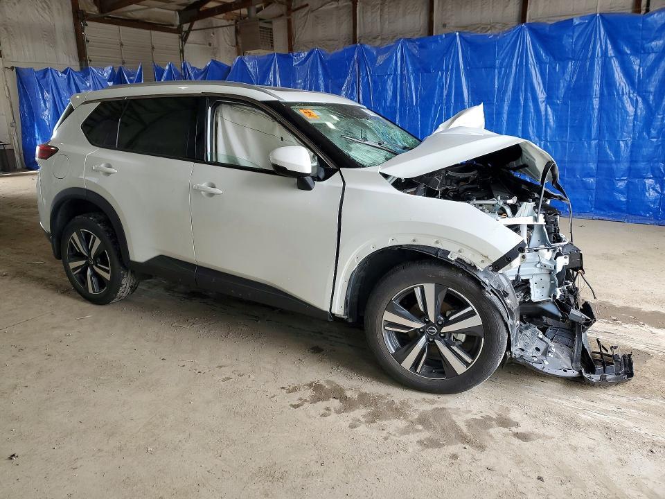 2024 Nissan Rogue sl