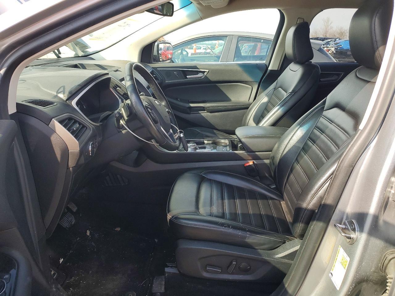 2020 Ford Edge sel