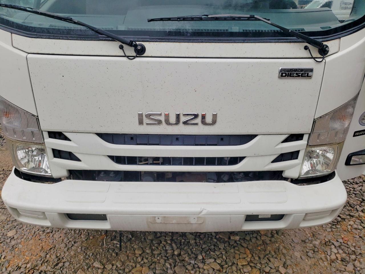 2017 Isuzu NPR HD BOX Truck
