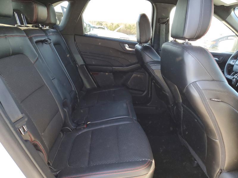 2024 Ford Escape st Line