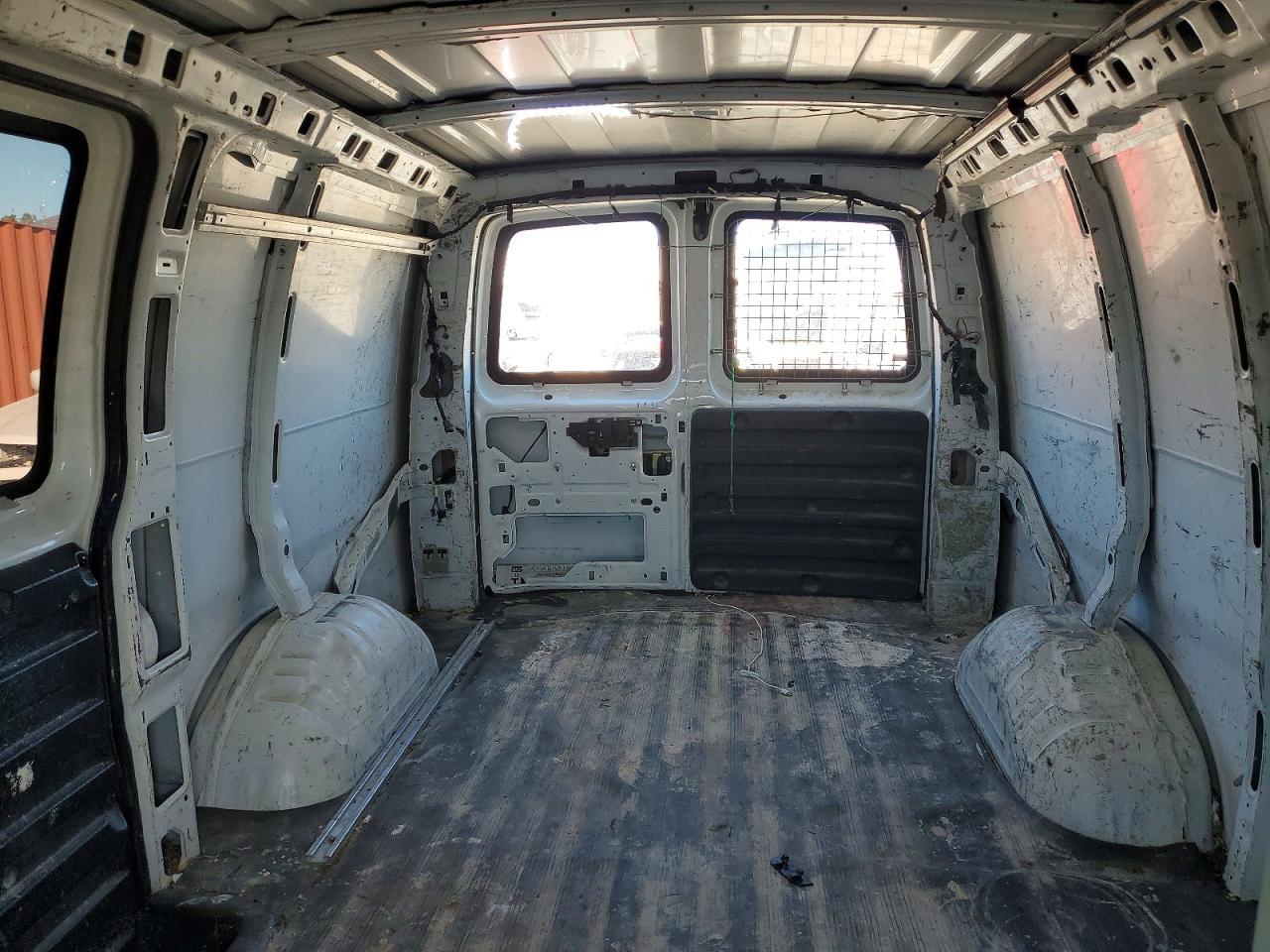 2009 Chevrolet Express G2500
