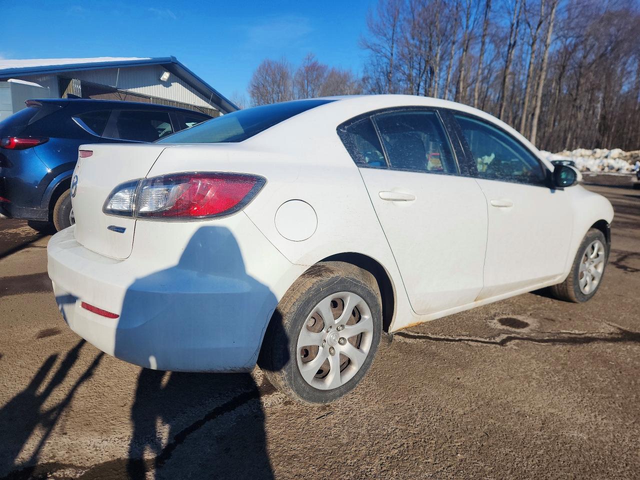 2013 Mazda 3 I