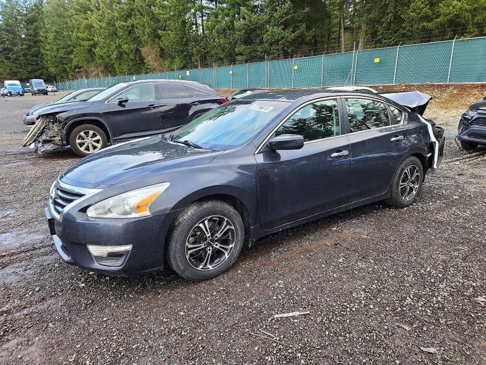 2015 Niss Altima 2.5 s